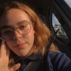 Meet your Posher, Mia